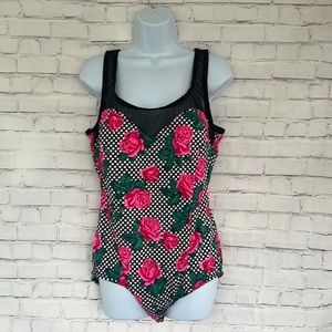 Authentic vintage 50/60’s shabby chic one piece bathing suit size 22W/42